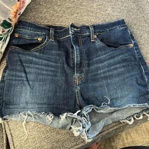 High waist, dark wash Levi Jean shorts